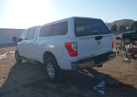 2017 Nissan Titan Xd Sv Diesel из США, поврежденный, VIN 1N6BA1F34HN516130